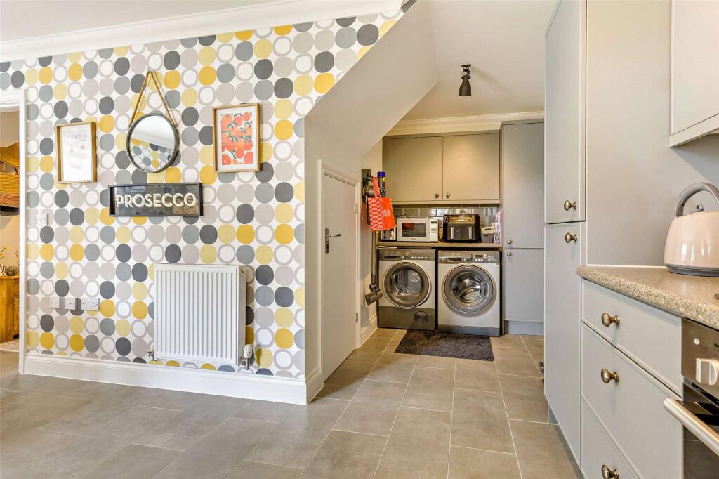 House in Wymondham, Birch Gate - More