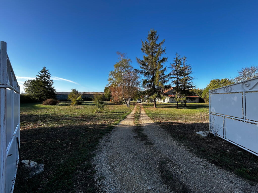 Main image of property: Poitou-Charentes, Deux-Sèvres, Vanzay