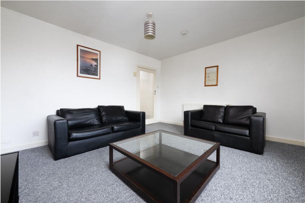 Apartment in Paisley - View 3