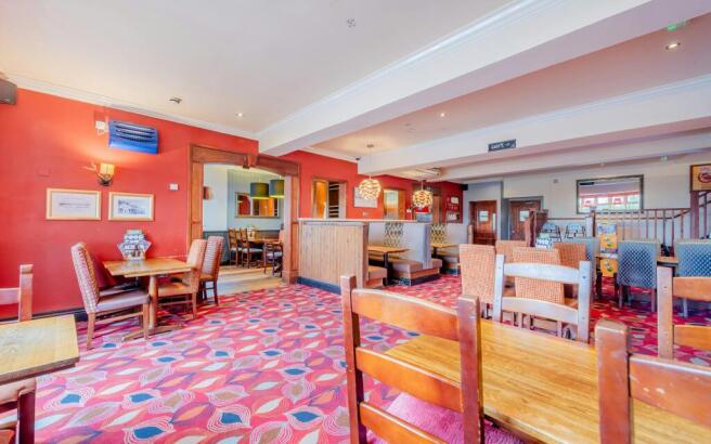 8690267-interior03.jpg