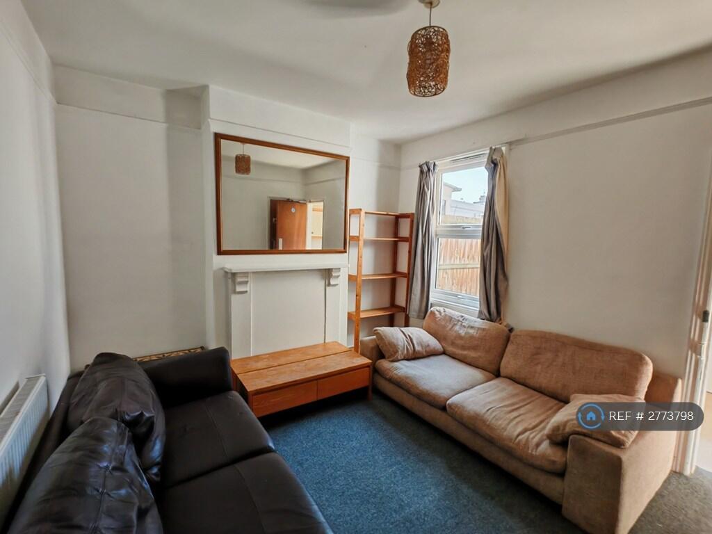Main image of property: Hemingford Road, Cambridge, CB1