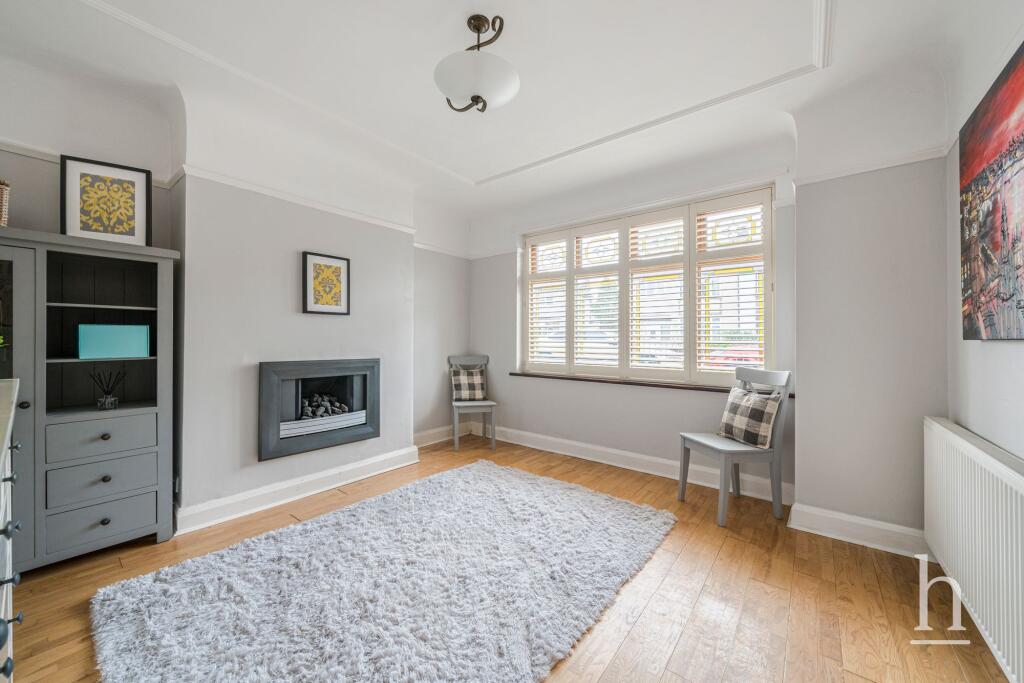 Heathbank Avenue, Wirral, CH61 - More