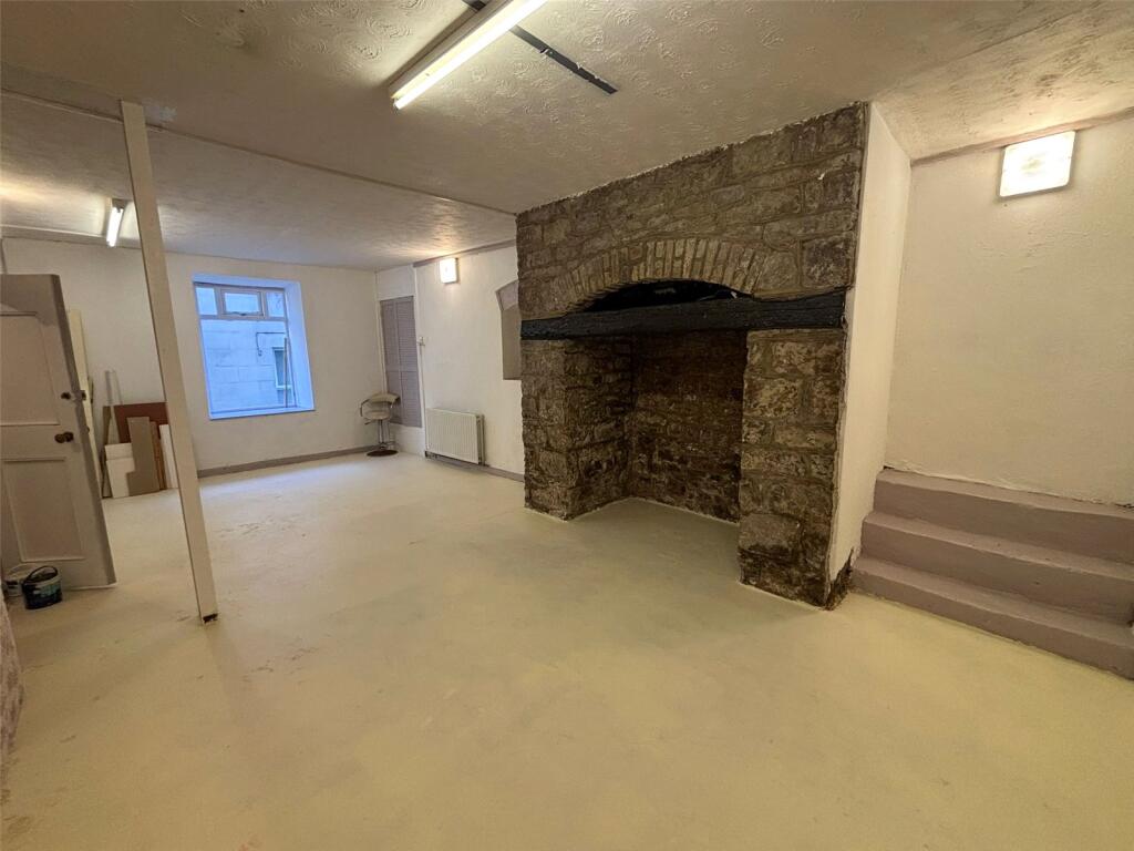 House in Haverfordwest, Albert Town - View 3