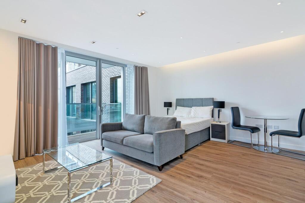 Main image of property: Goodman's Fields, Leman Street, E1