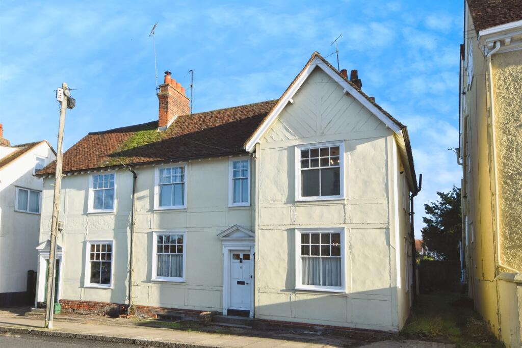 Main image of property: Bradford Street, Braintree