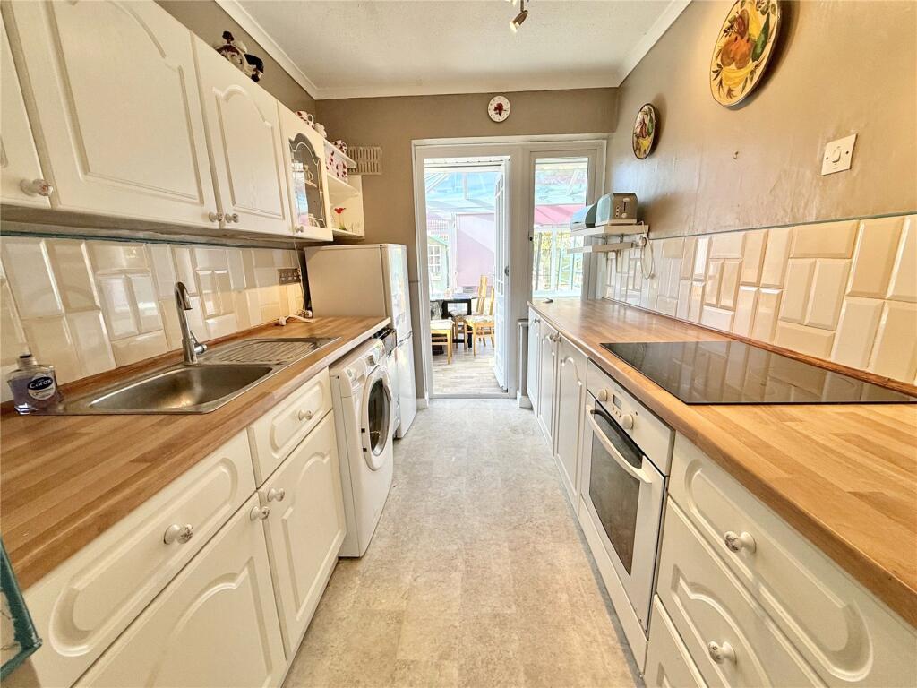 St Marks Road, Burnham on Sea, Somerset, TA8 photo 4