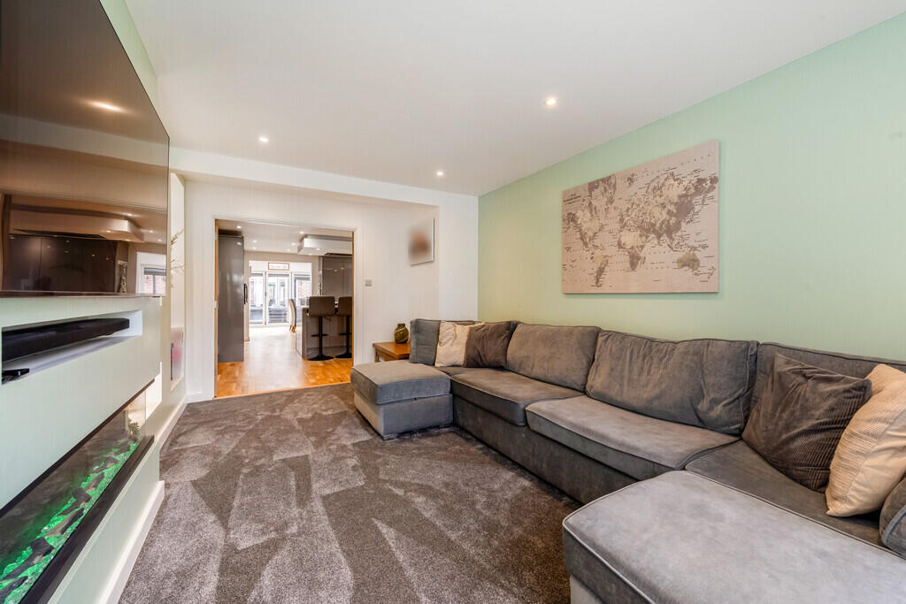 House in Portsmouth - View 3