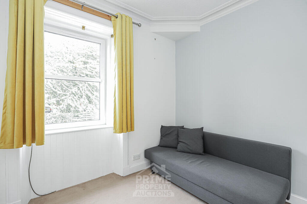 Apartment in Edinburgh - More