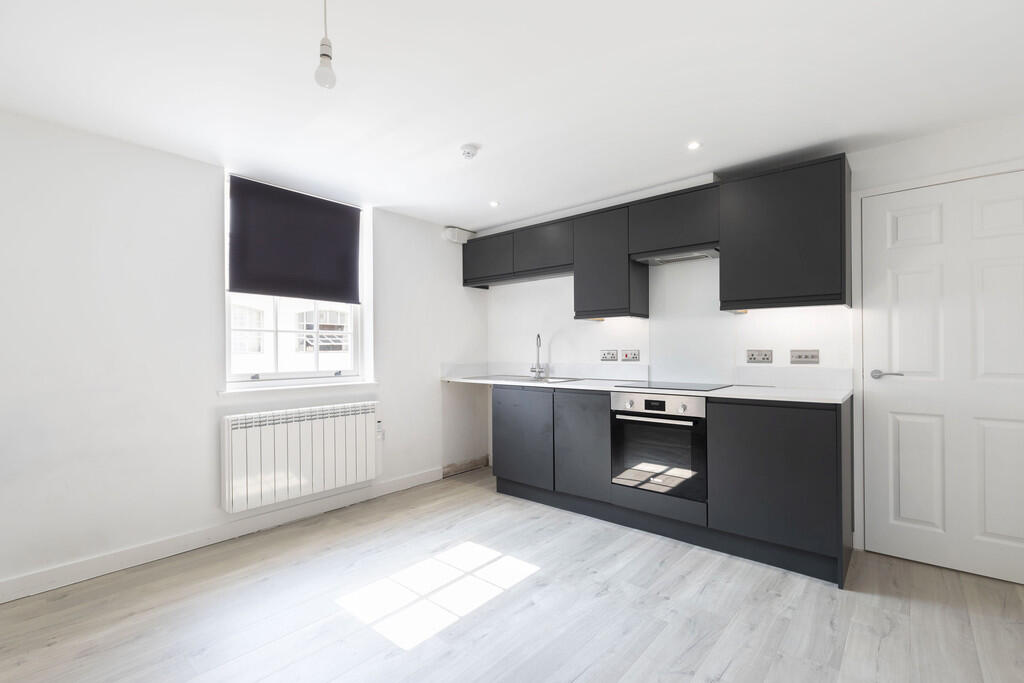 Main image of property: St Pauls Street South, Cheltenham GL50 4AW