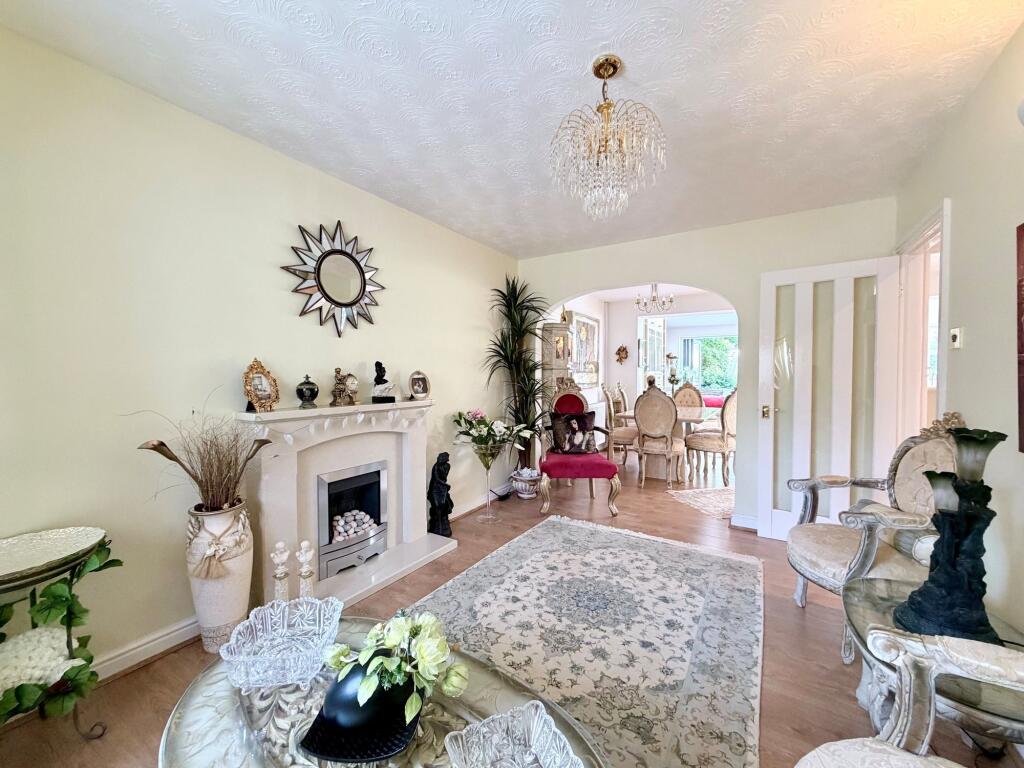 Pennymoor Drive, Altrincham, WA14 photo 4