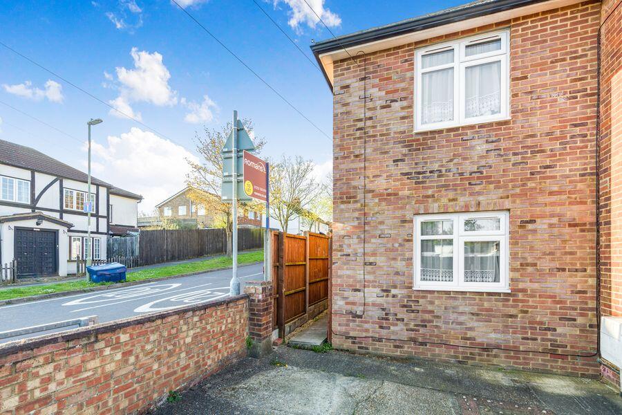 Main image of property: Queens Road, Farnborough, GU14