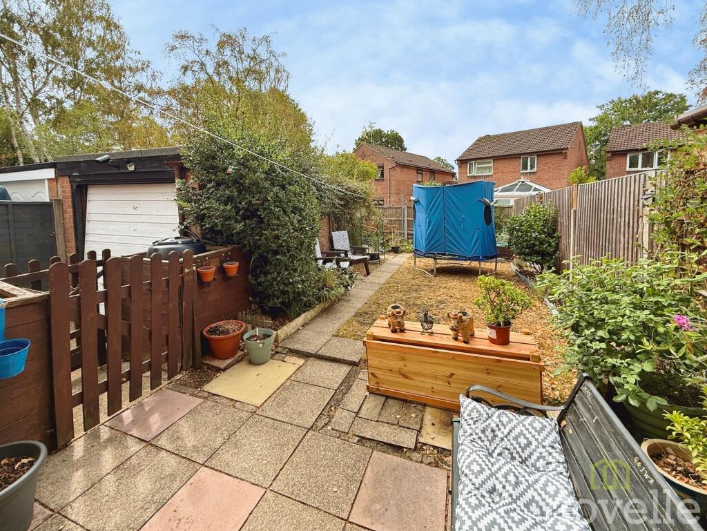 House in Lincoln, Birchwood - View 4
