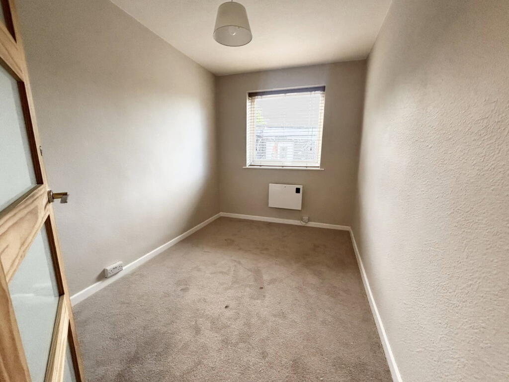 Apartment in Birmingham, Warstock - More