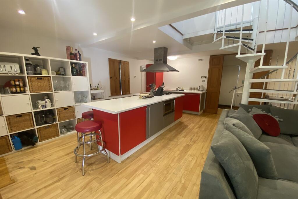 House in Warrington - View 4