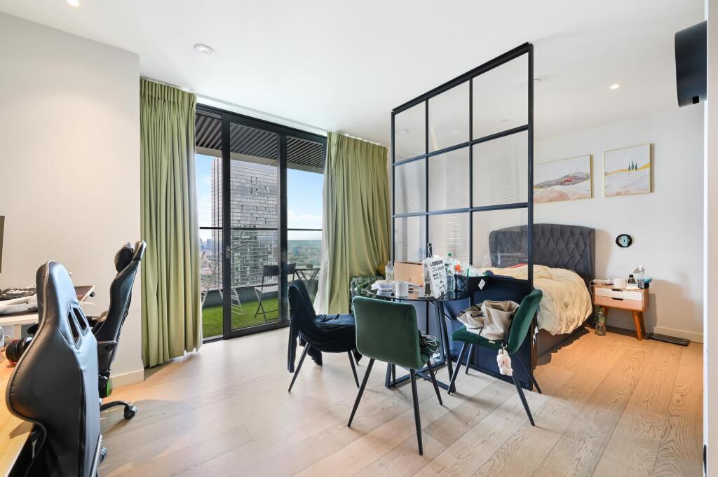 Main image of property: Bagshaw Building, 1 Wards Place, London, E14