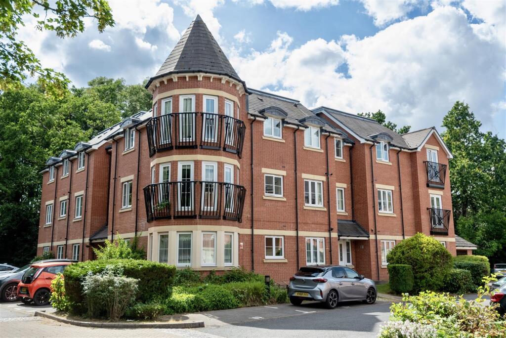 Main image of property: Collingtree Court, Solihull