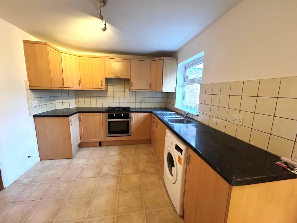 Main image of property: Forge Close, HITCHIN