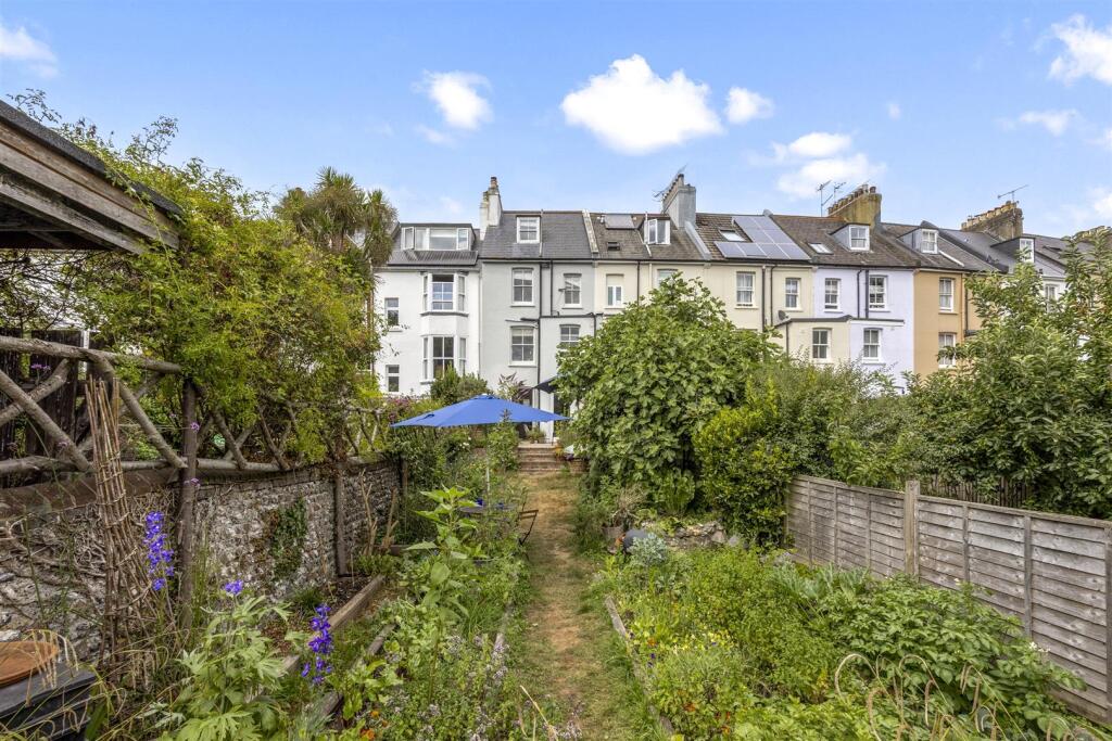 Main image of property: Grange Road, Lewes, BN7 1TS