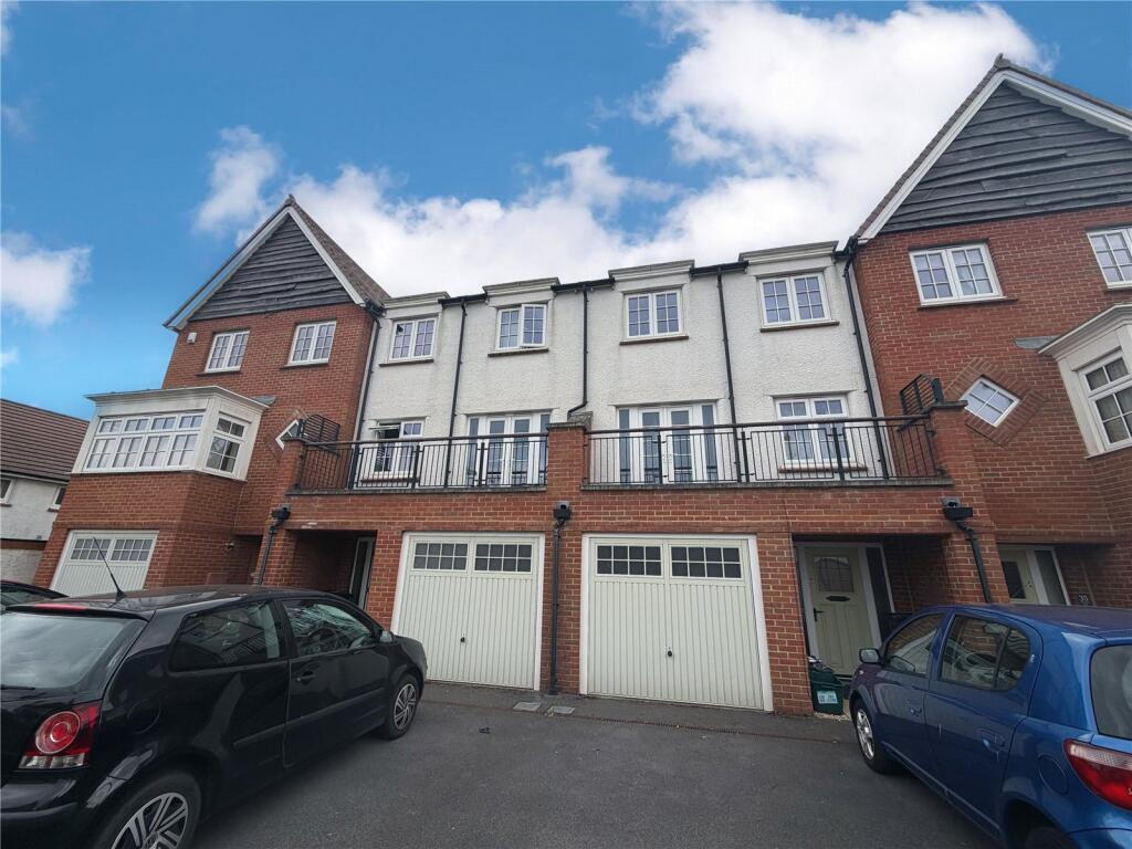 Main image of property: Great Clover Leaze, Bristol, Gloucestershire, BS16