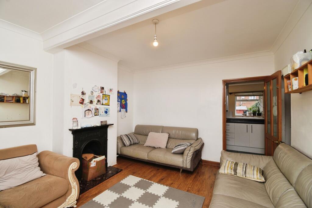 House in London, Royal Borough of Greenwich - View 3