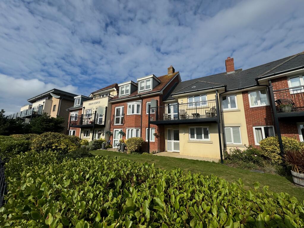 1-bed house on Grange Road, Bournemouth, £150,000