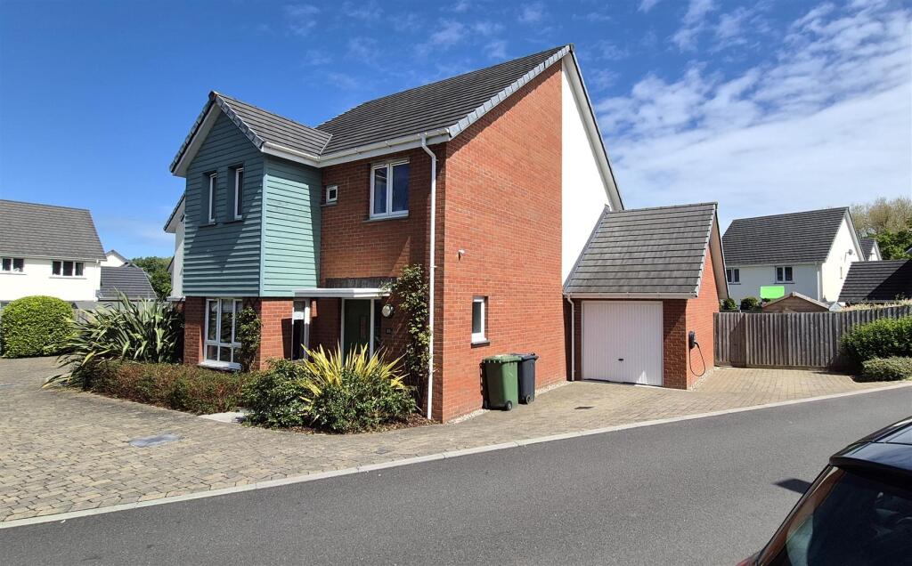 Main image of property: Highgrove, Barnstaple