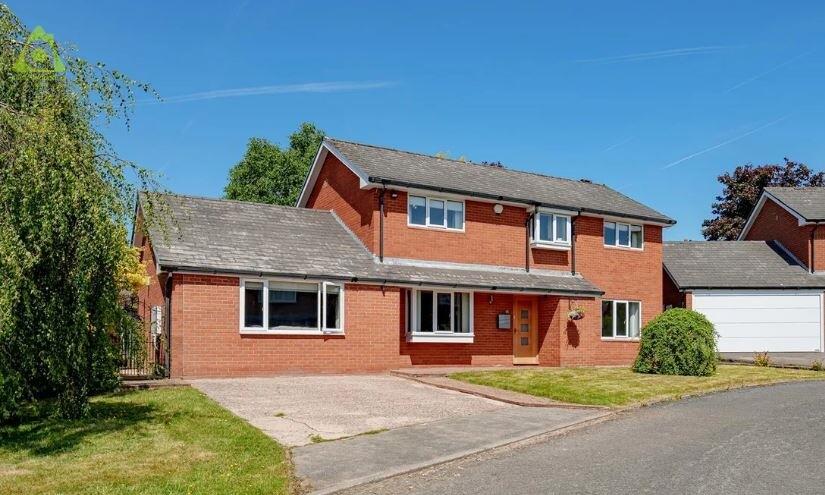 Main image of property: Sanderling Close, Westhoughton, BL5 2SP