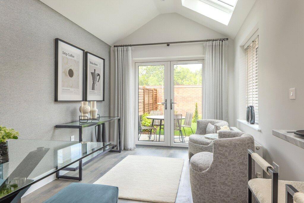 Buckler's Park - The Heights, Crowthorne, Berkshire - View 3