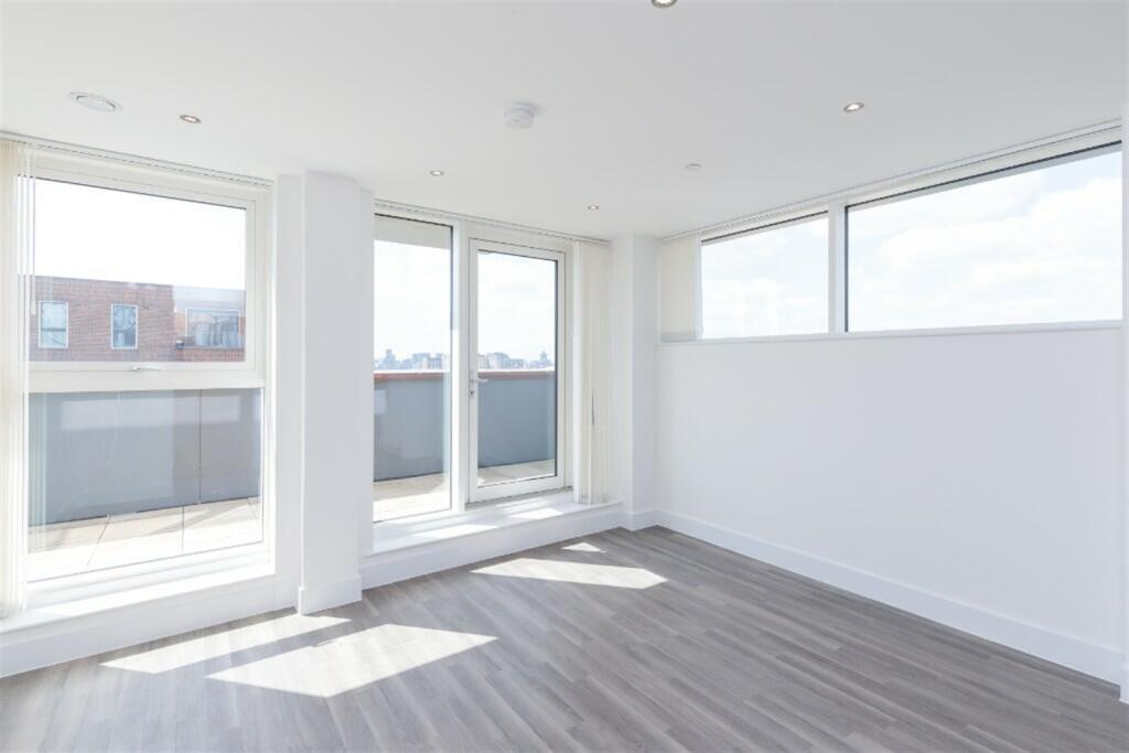 Main image of property: Thames Road, London E16