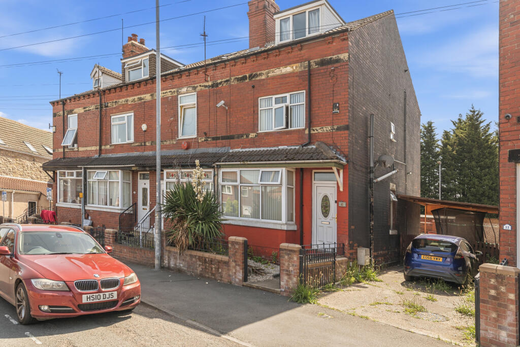 Main image of property: Westfield Lane, South Elmsall, Pontefract, Wakefield
