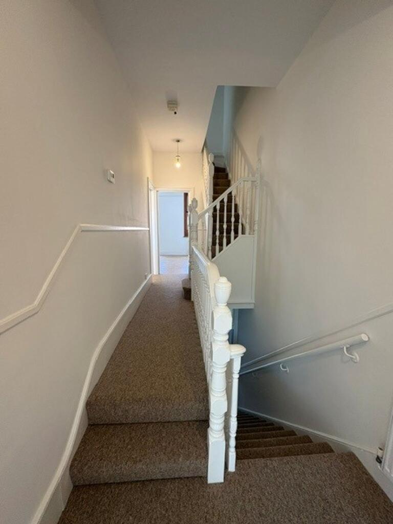 Apartment in Hove, Brunswick - More