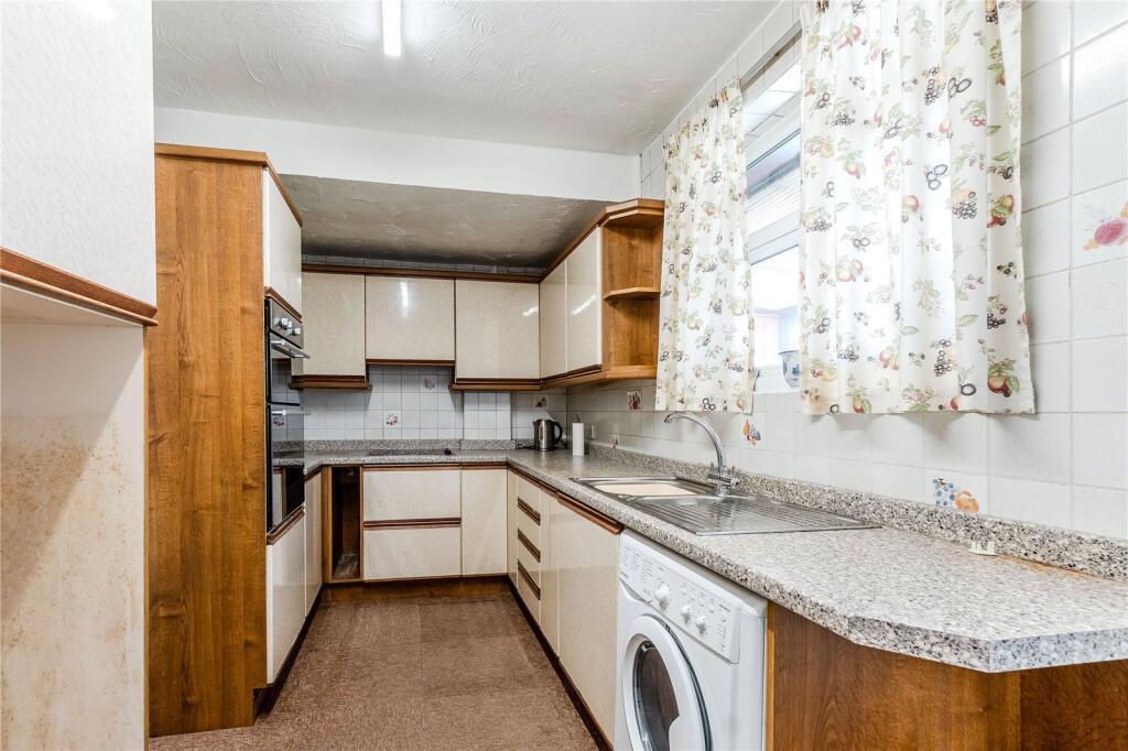 House in Leeds, Morley - View 3