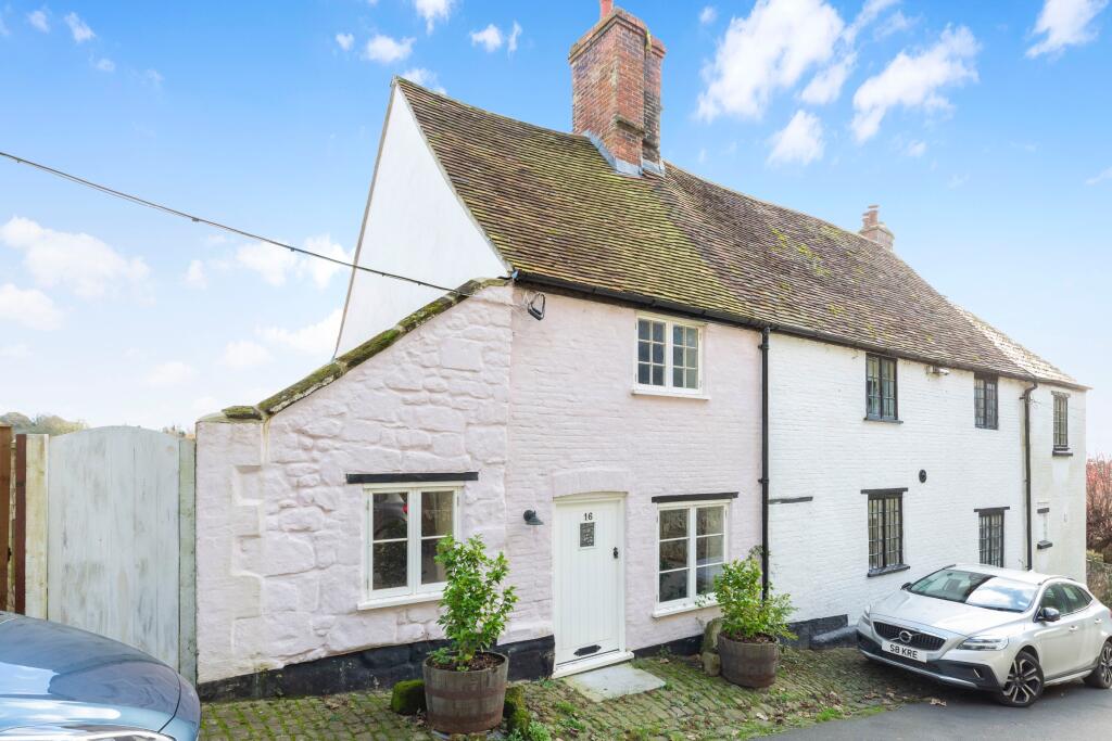 2 bedroom end of terrace house for sale in Gold Hill, Shaftesbury, SP7