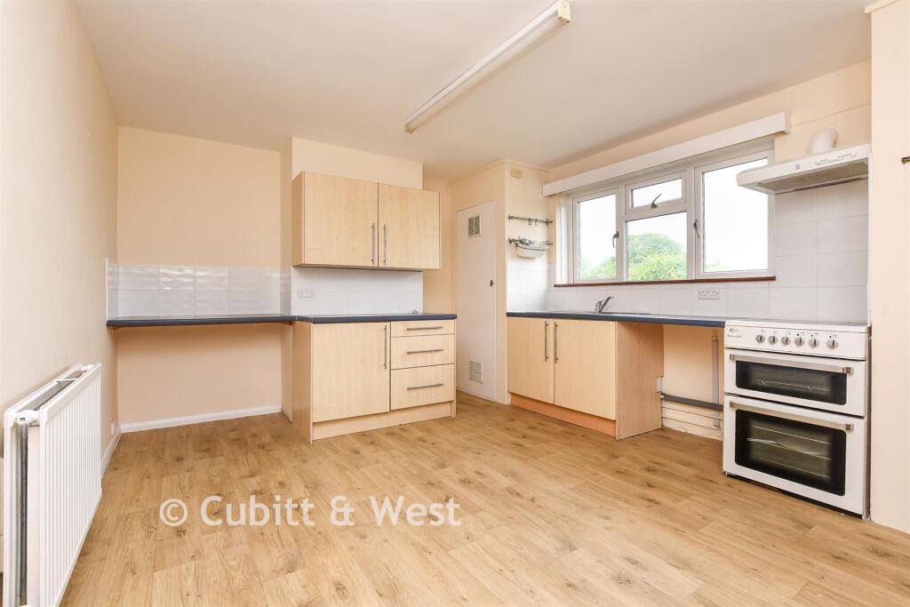 House in Horsham, Warnham - View 4