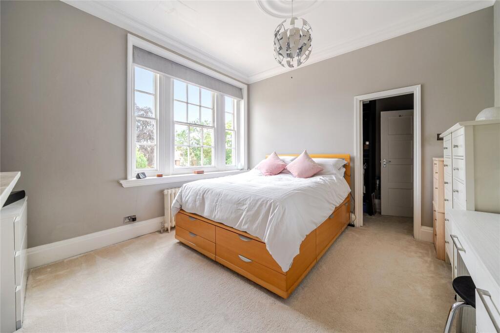 St. Pauls Cray Road, Chislehurst photo 5
