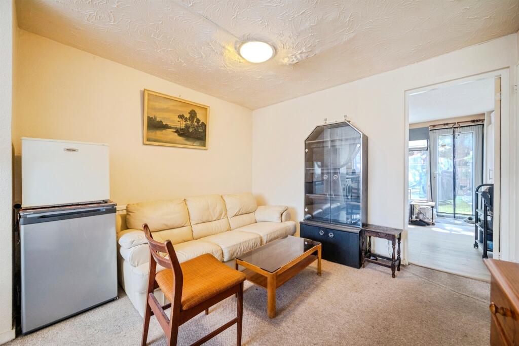 House in Milton Keynes - View 5