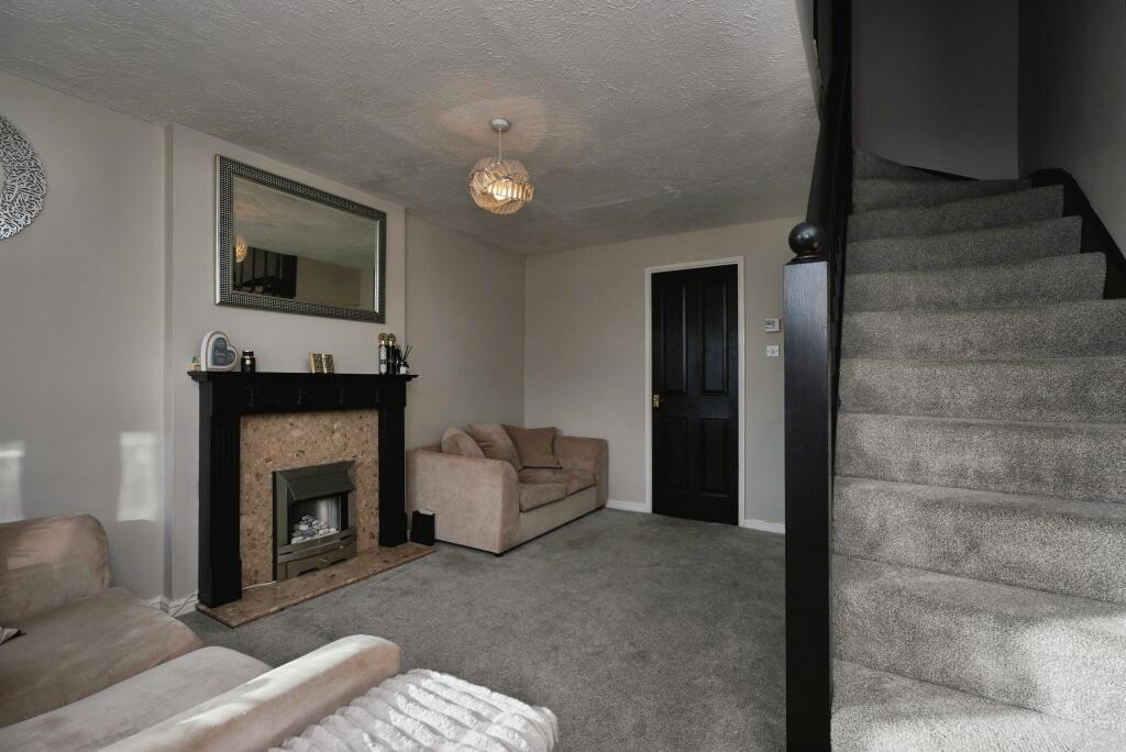Eaglesfield Drive, Bradford, BD6 photo 5