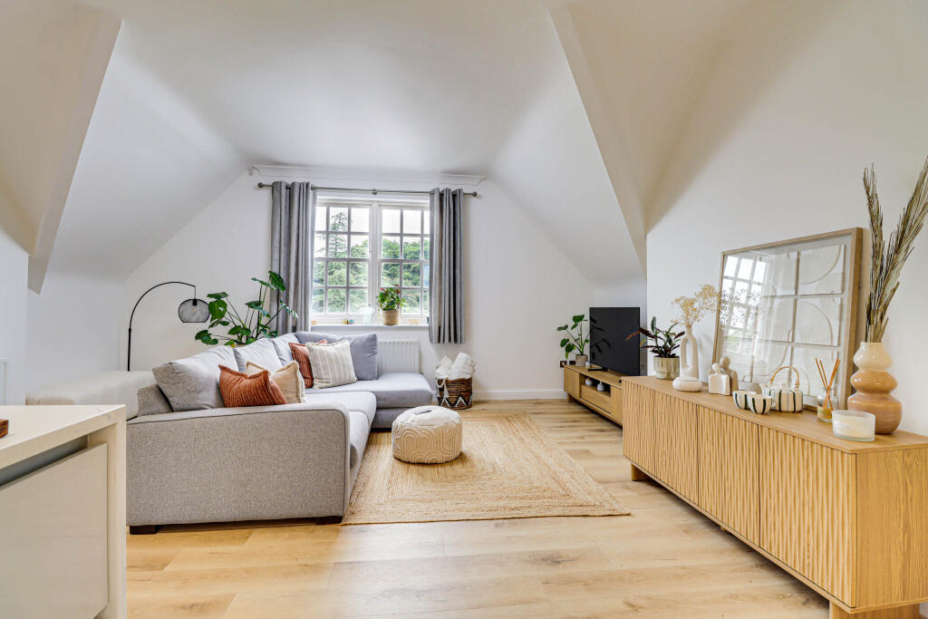 Additional image 2 of Boyes Crescent, London Colney, AL2