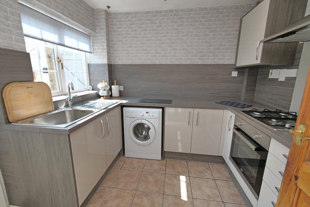 62 North Parade, Skipton, BD23 2SR - View 2
