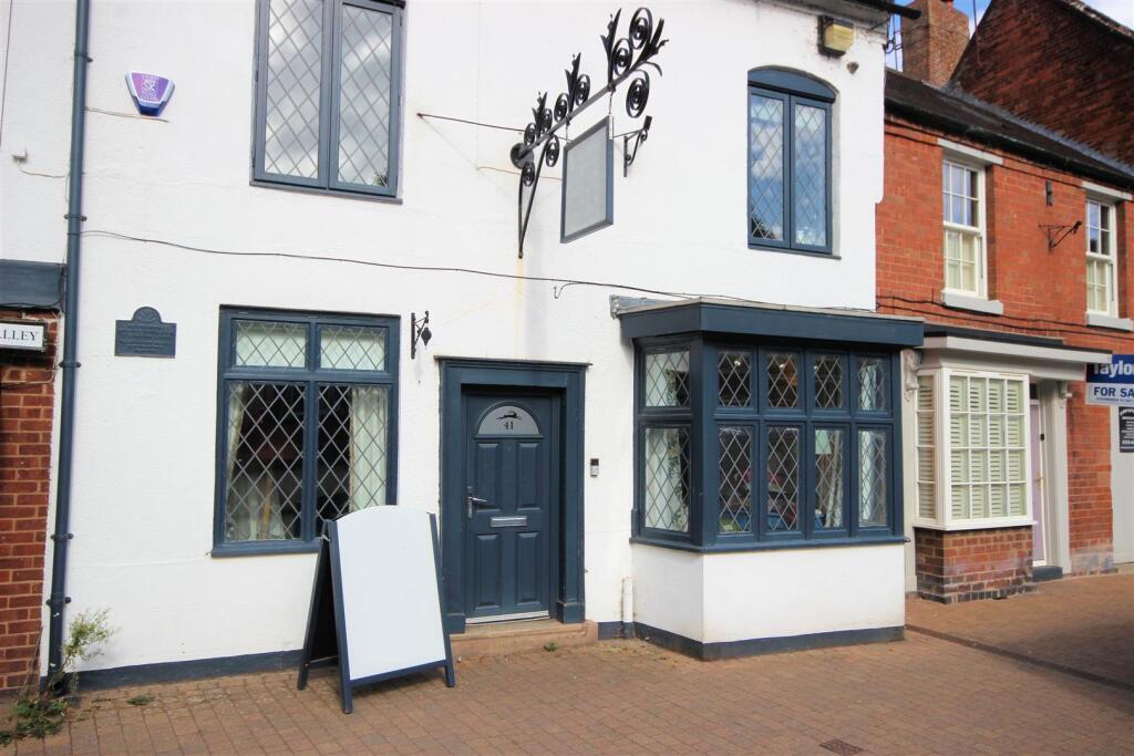 Main image of property: 41 High Street, Kinver