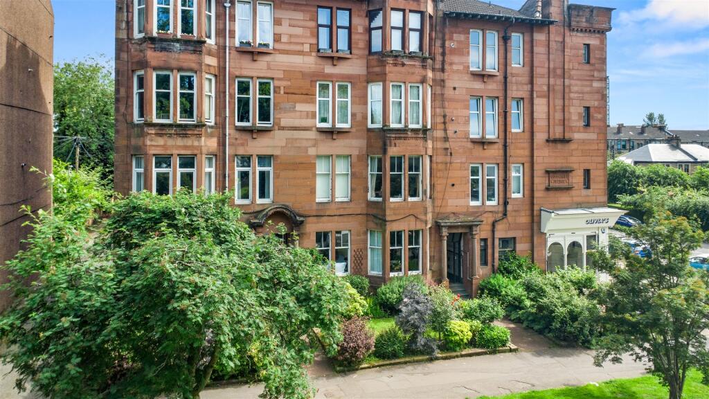 Main image of property: 1/2 6 Woodcroft Avenue, Broomhill, G11 7HU