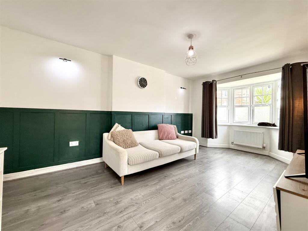 House in Charnwood, Leicestershire - View 4