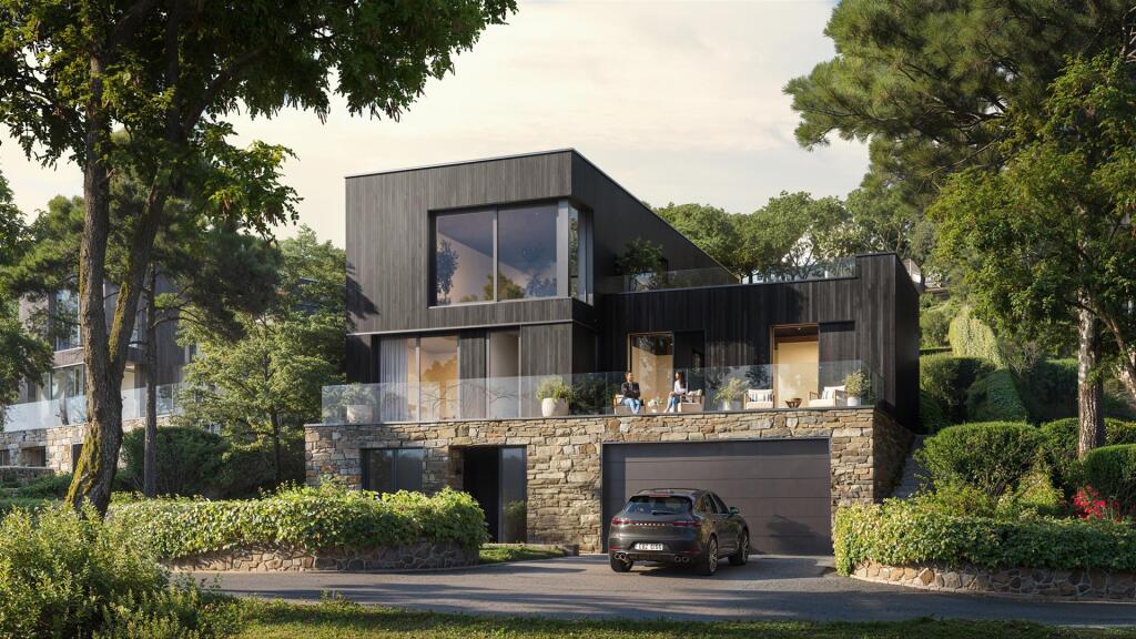 Main image of property: Ladye  Bay, Clevedon