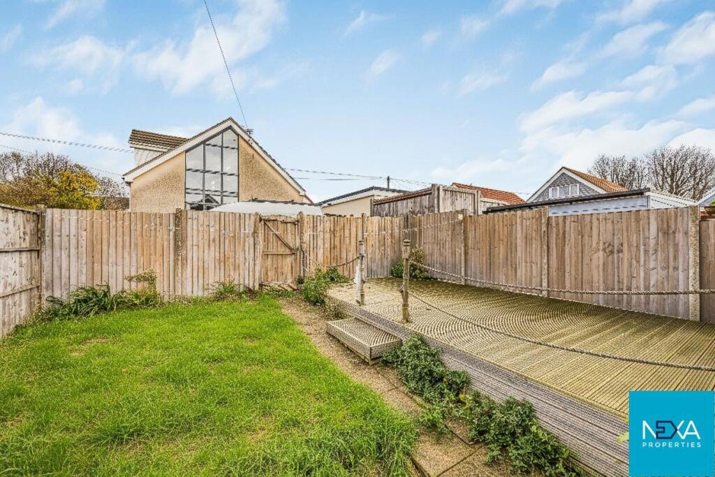 Connaught Lane, Portchester Borders photo 3