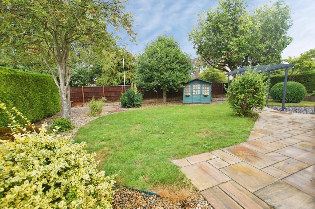 Crescent Close, Nettleham photo 4