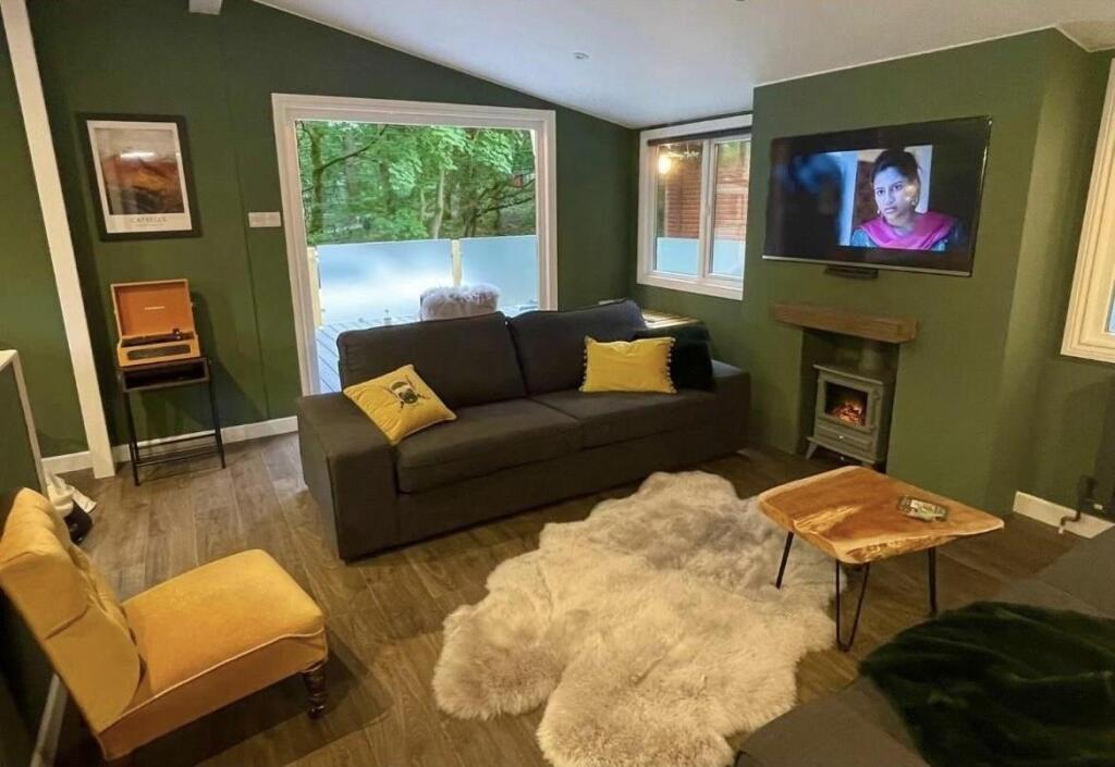 Main image of property: White Cross Bay Holiday Park & Marine, Ambleside Road, Windermere, LA23 1LF