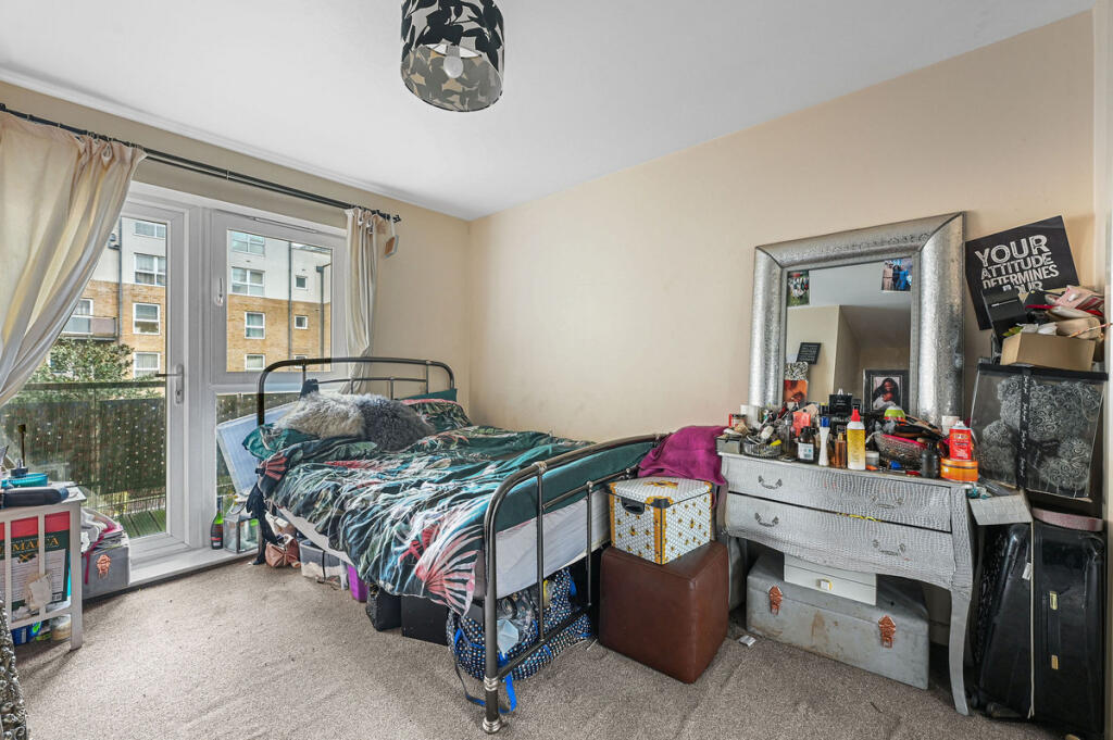 Apartment in Watford, Cassio Metro, Holywell Estate - More