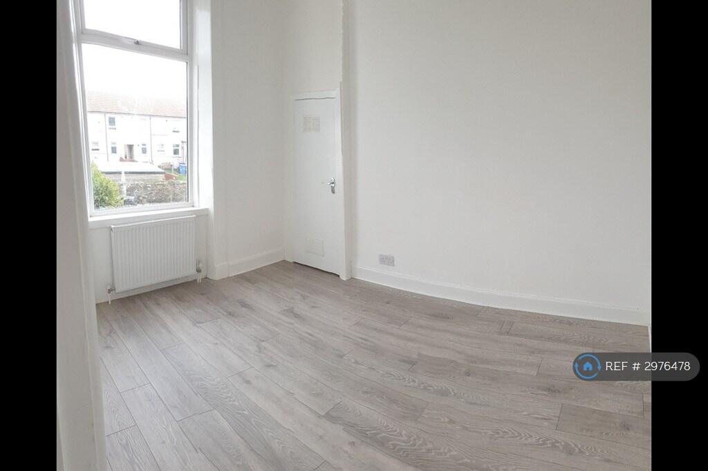 Apartment in Kilmarnock - View 4