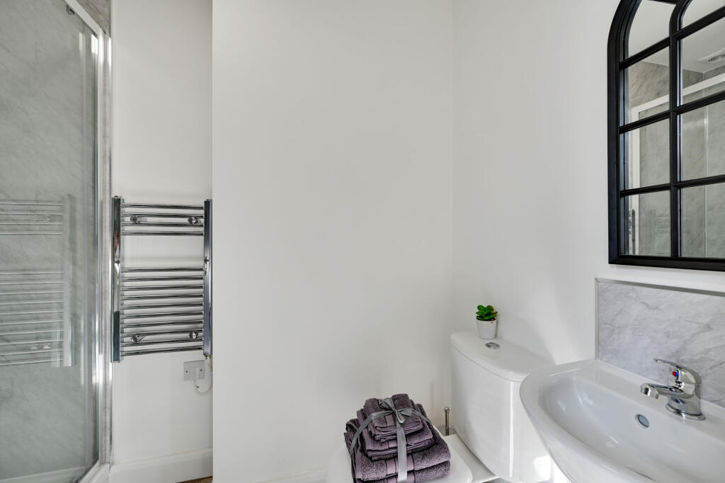 Additional image 94 of Church Street, Burnley, Lancashire, BB11 2RS