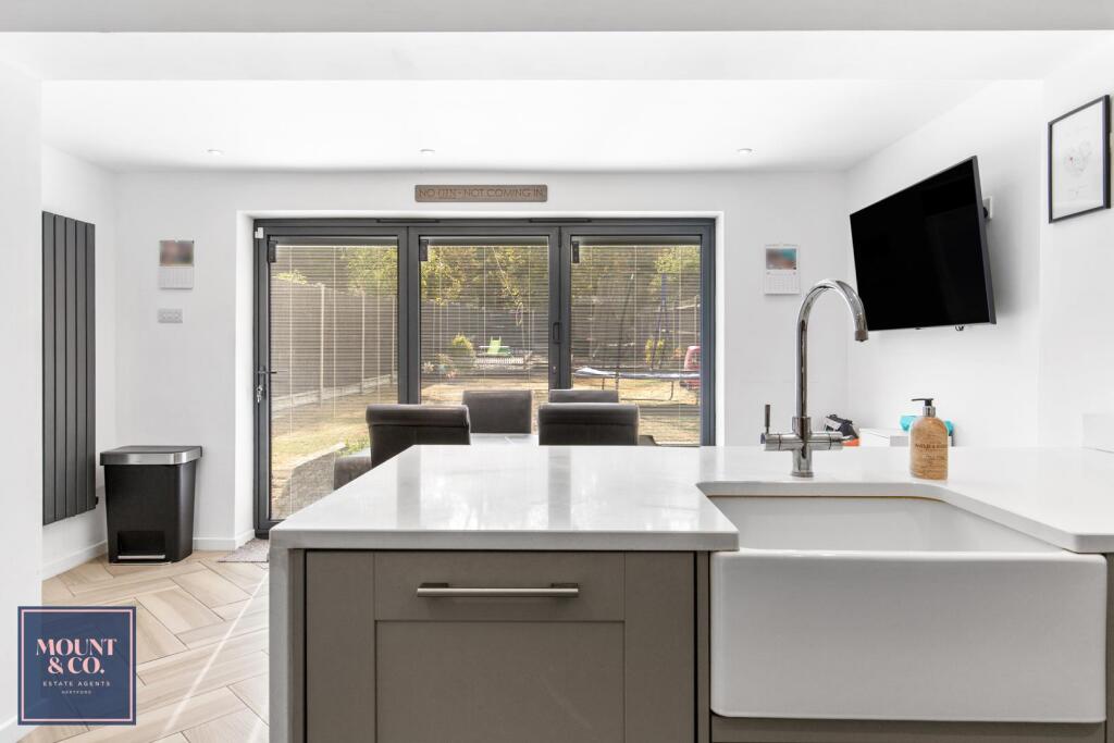 House in Enfield - More